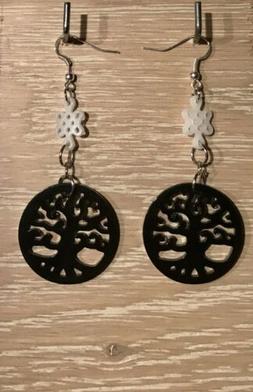 Pendenti E Collana. Set Da 2 Pezzi