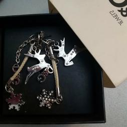 - D&g Silver Snowflakes Reindeer Mountain