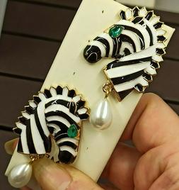 Di Design Smalto Bianco Nero Zebra Nuovi - Animal Earrings