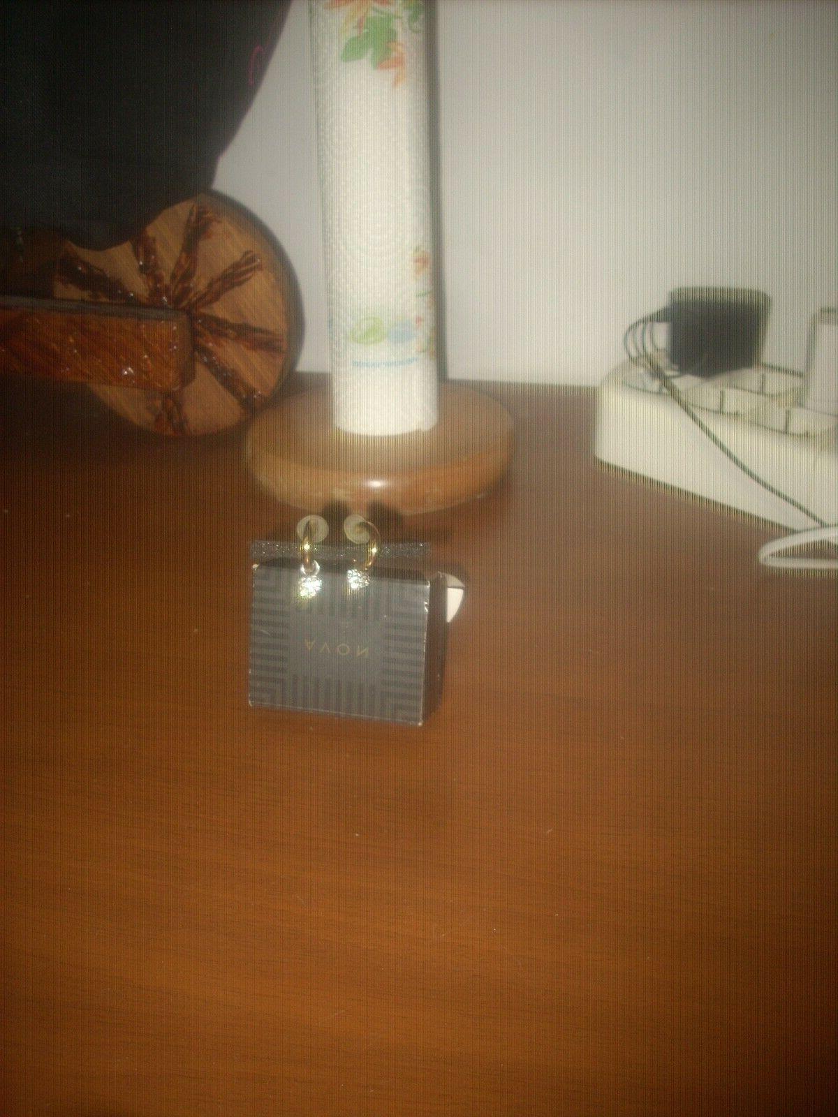 bigiotteria orecchini a perno con cuoricini a