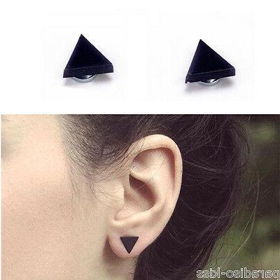 coppia orecchini da donna uomo nero triangolo