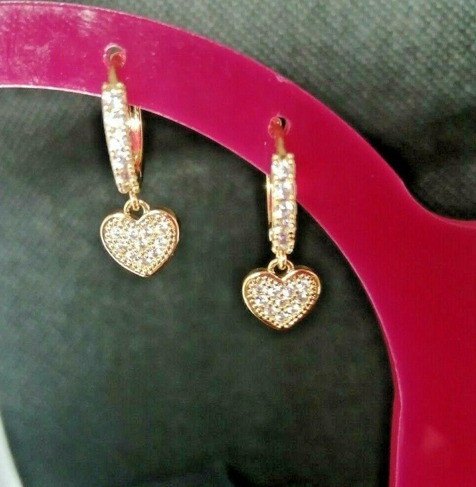 micro orecchini donna cerchio con piccolo ciondolo