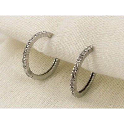 orecchini a cerchio oro bianco e diamanti