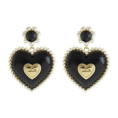 orecchini a perno con cuore nero e