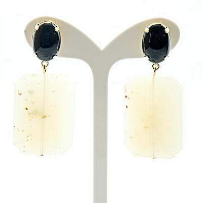 orecchini a perno in resina nera e