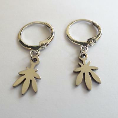 orecchini cerchi uomo colore argento con foglia