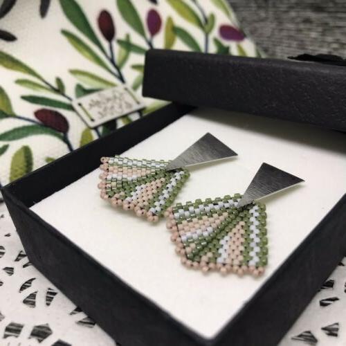 orecchini con perline triangolo in ottone argento