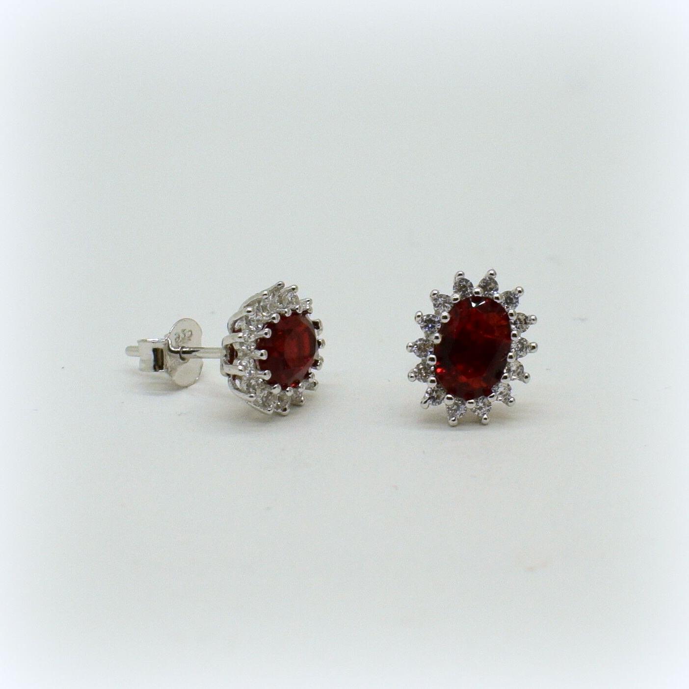 orecchini contorno in argento 925 e zirconi