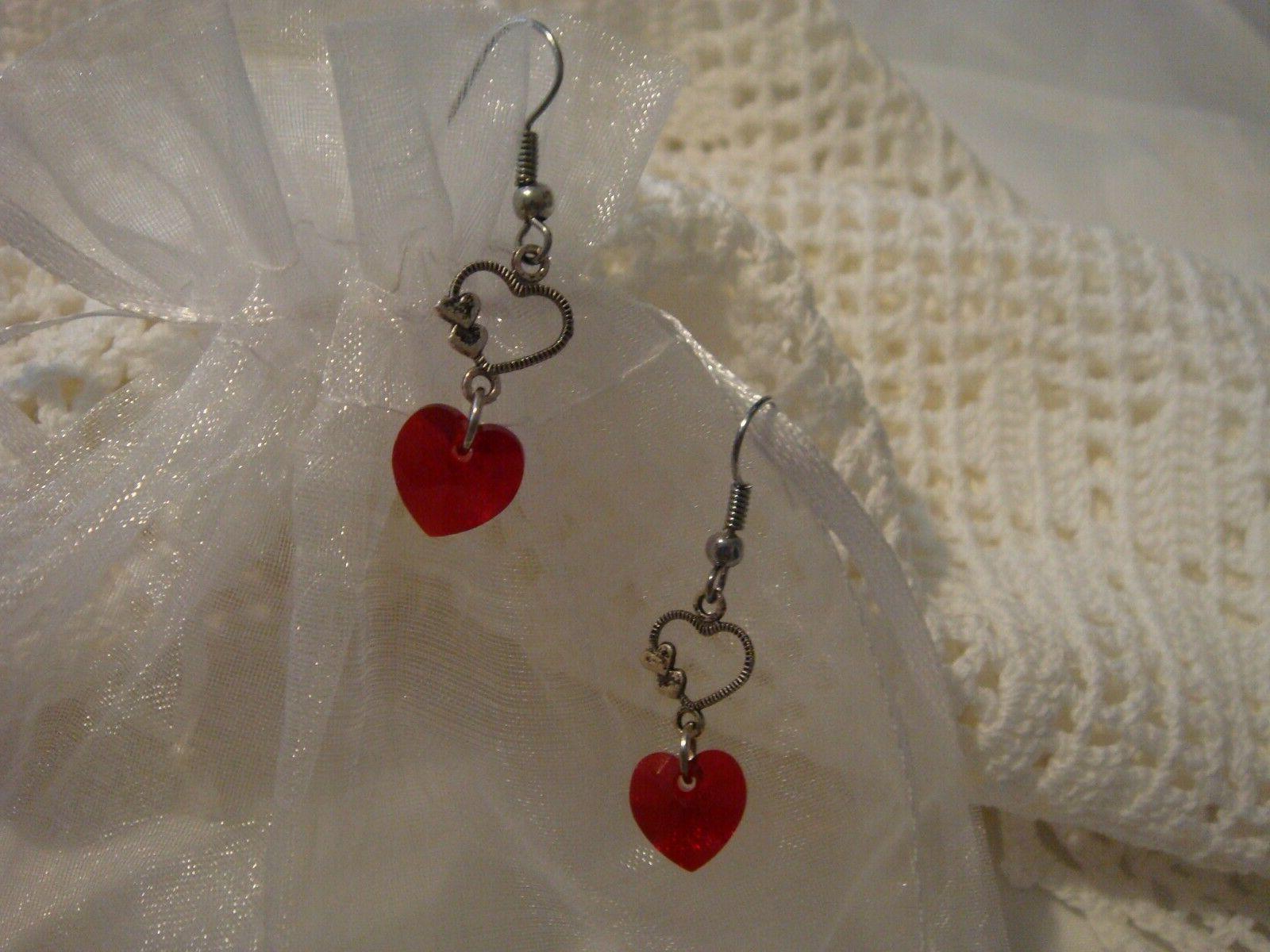 orecchini cuori swarovski rossi art 86