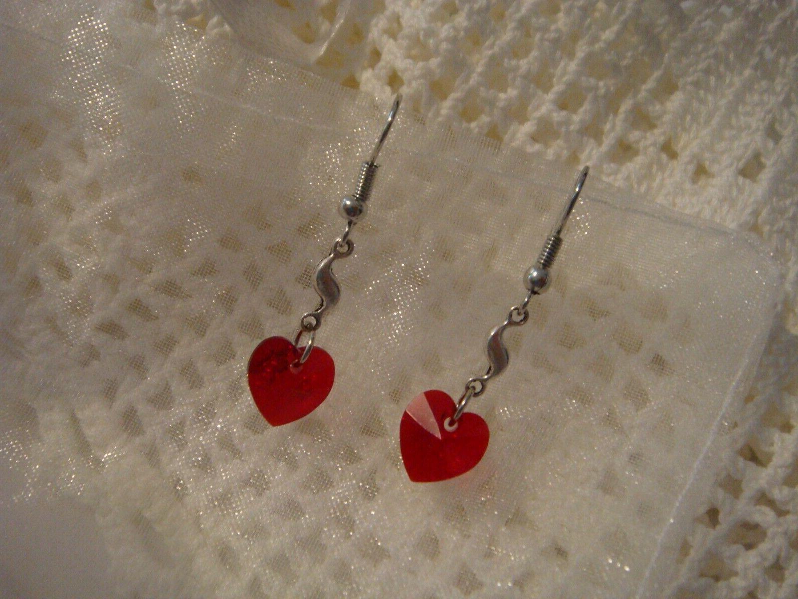 orecchini cuori swarovski rossi art 99