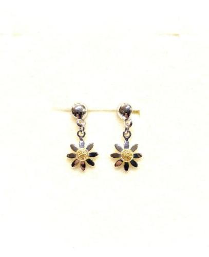 orecchini da bambina con margherita pendente in