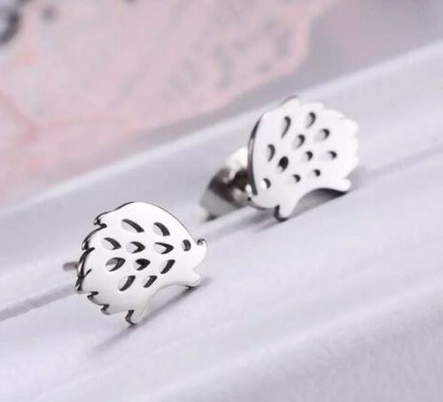 orecchini da lobo in acciaio riccio africano