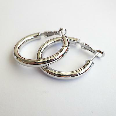 orecchini donna cerchi lisci colore argento 3