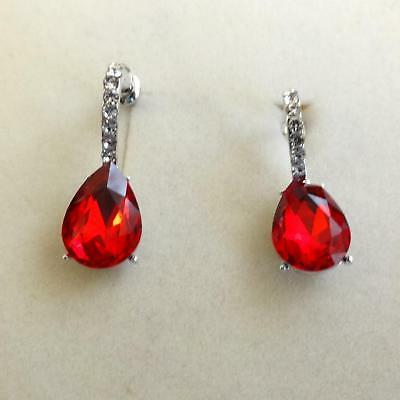 orecchini donna colore argento con rubino rosso