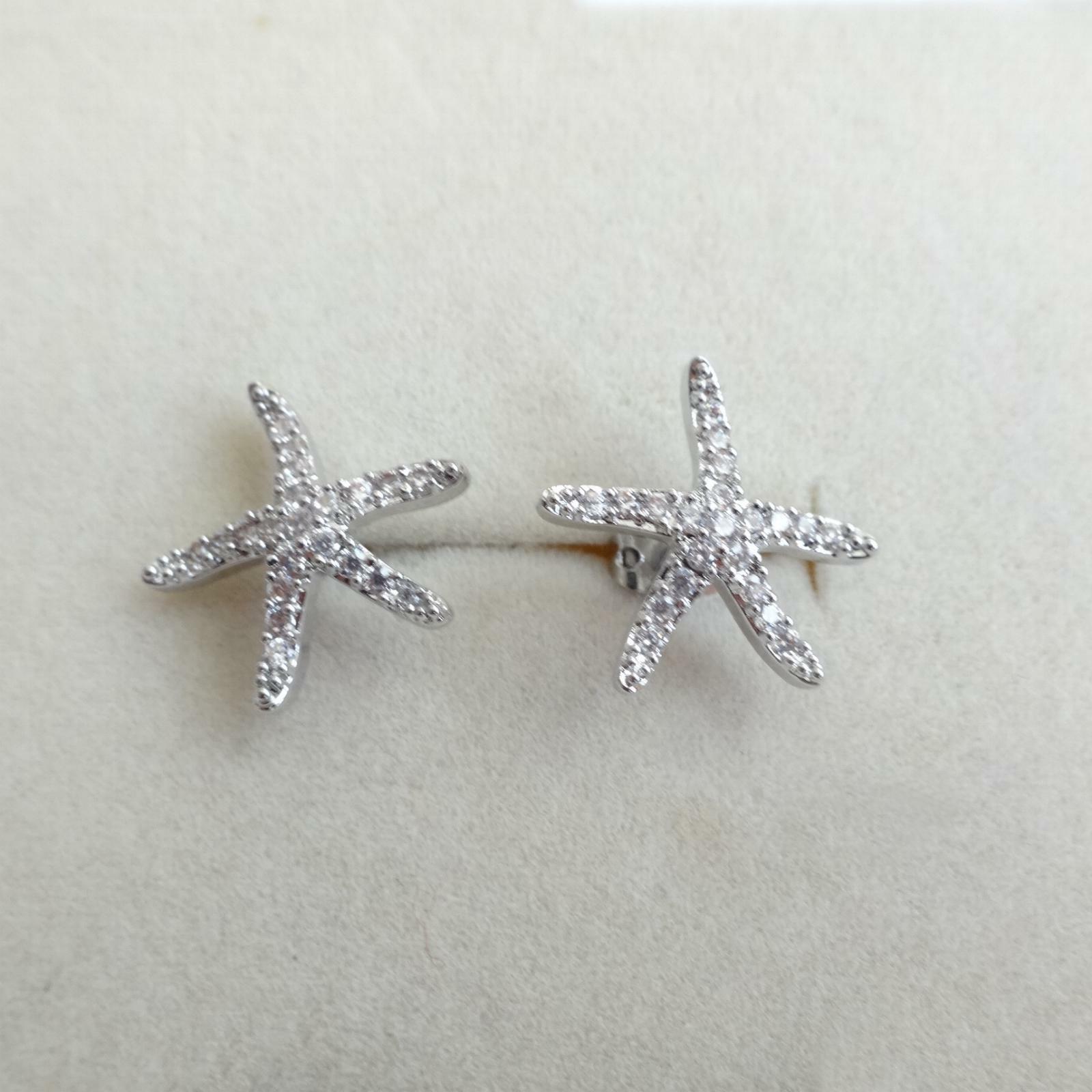 orecchini donna lobo stella marina colore argento