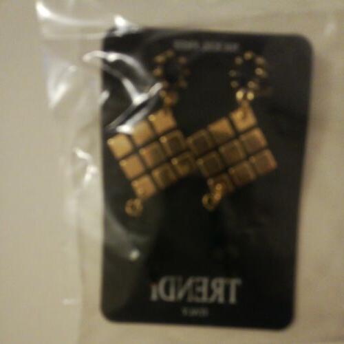 orecchini donna piccoli pendenti nero riflessi dorati