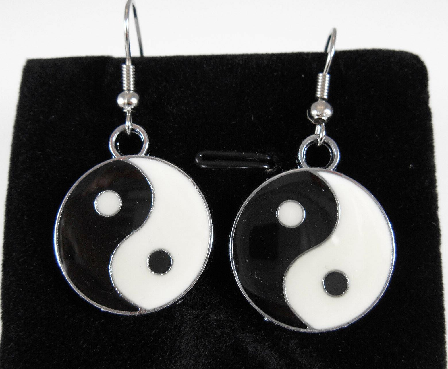 orecchini donna yin e yang bianco e