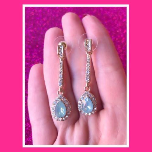 orecchini eleganti lunghi con gemme a goccia