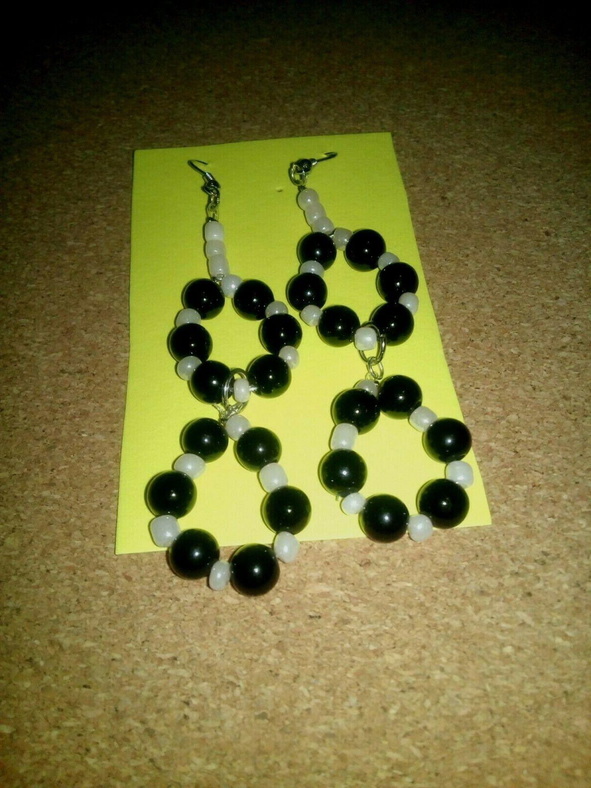 orecchini fatti a mano con perle nere