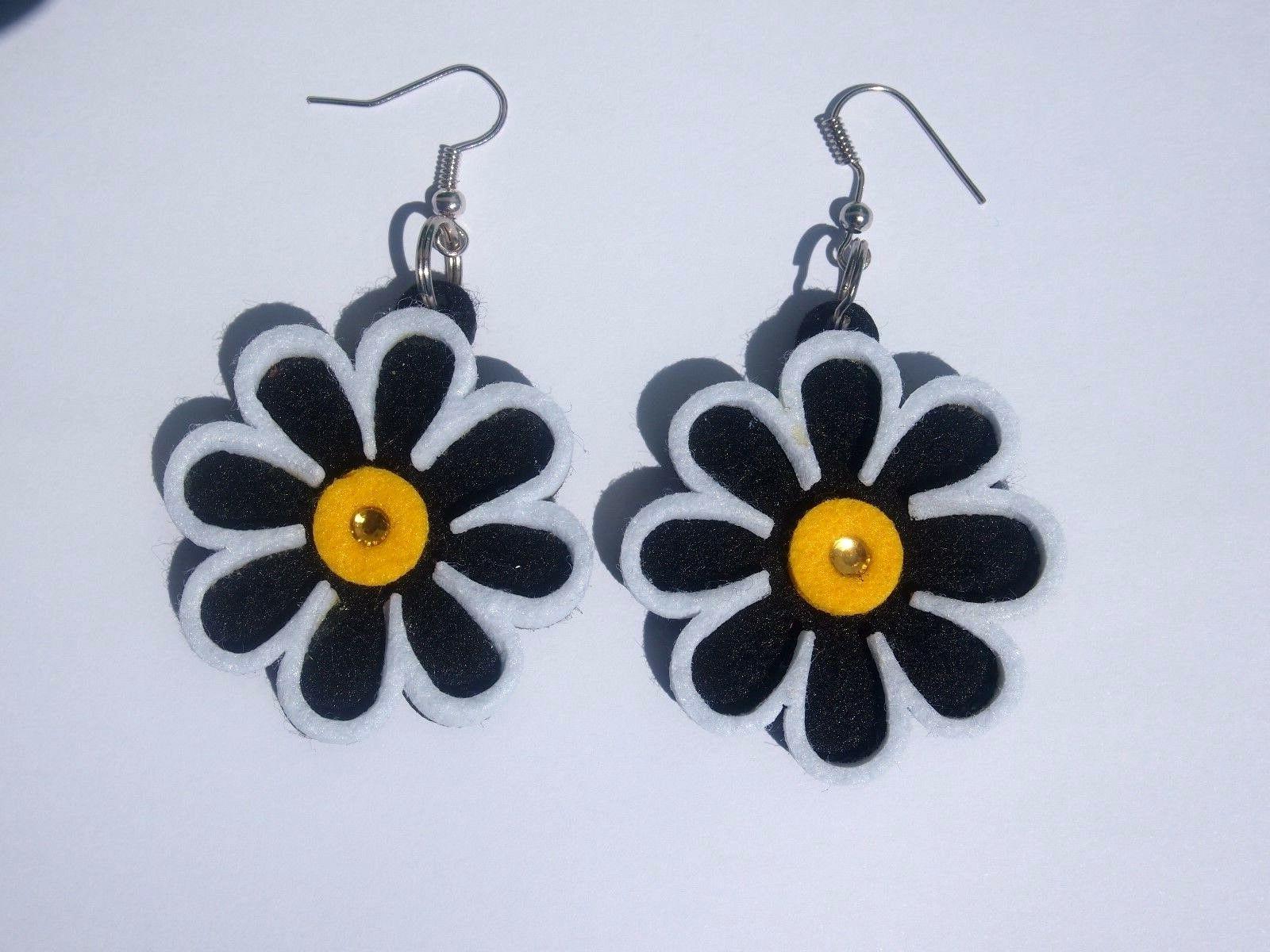 orecchini feltro margherita nera