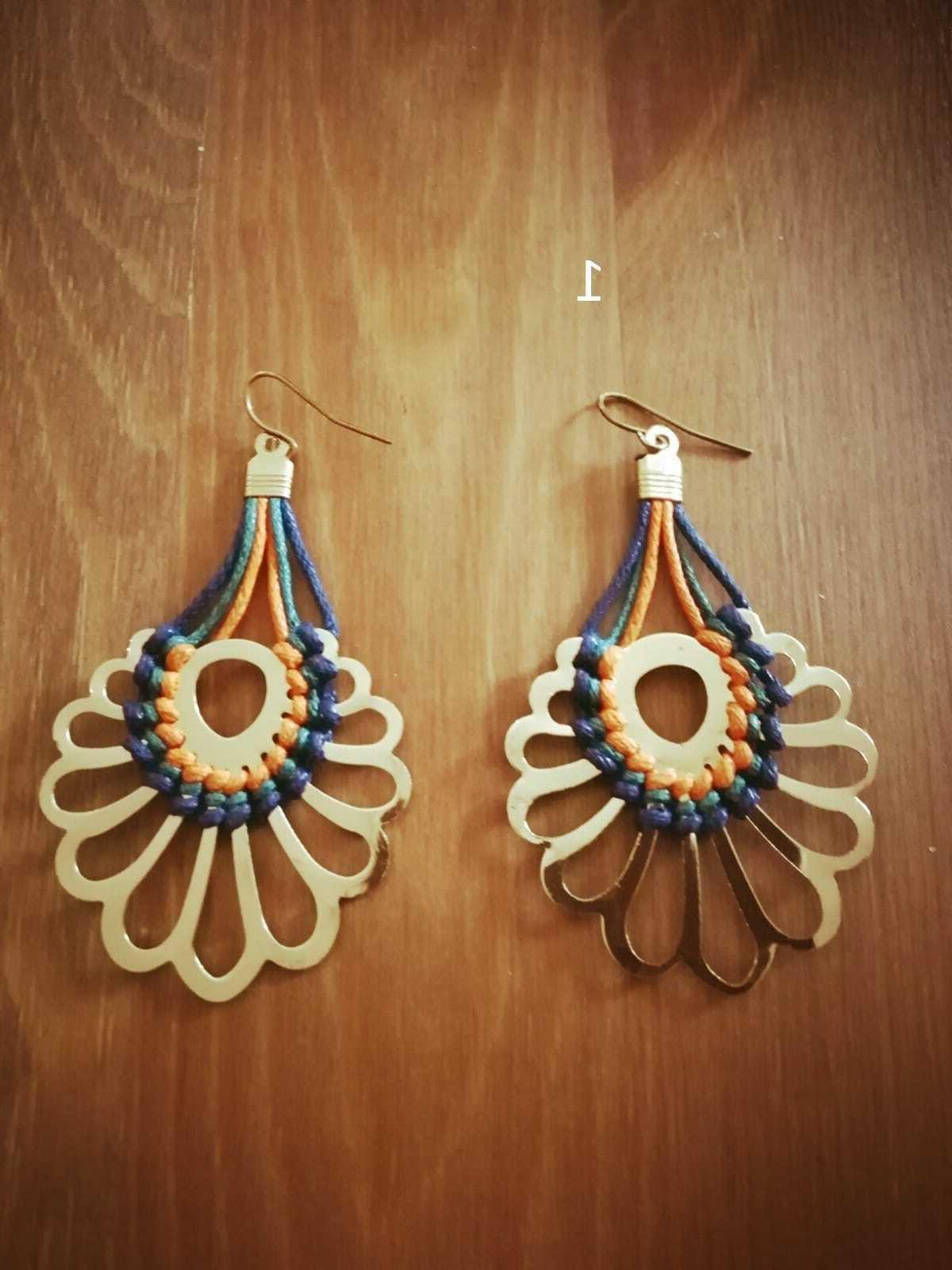 orecchini grandi dorati