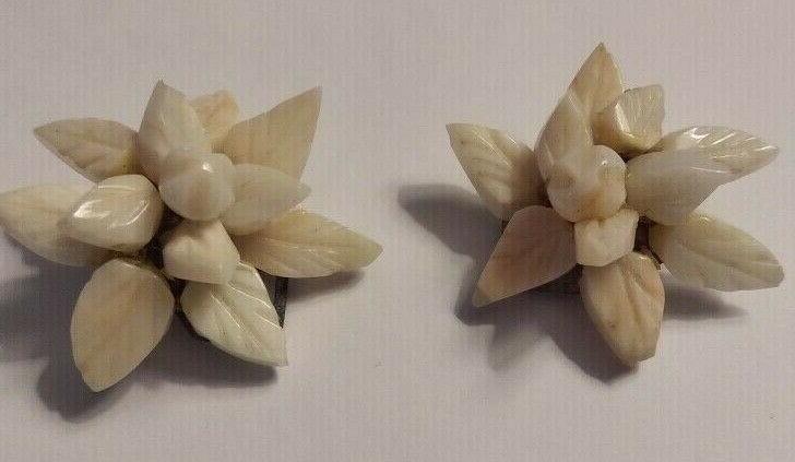 orecchini in corallo rosa chiaro a clip