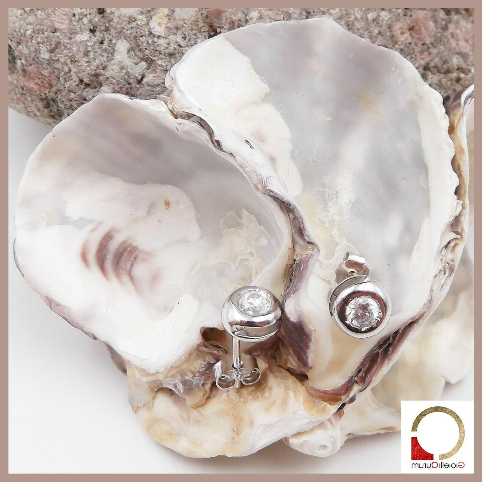 orecchini in oro bianco 18kt punto luce