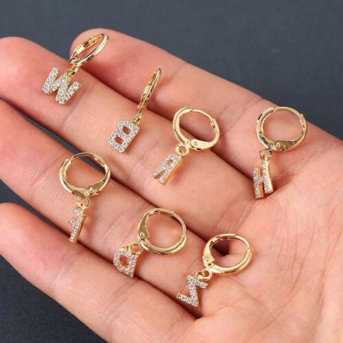 orecchini iniziale con pietre cristal