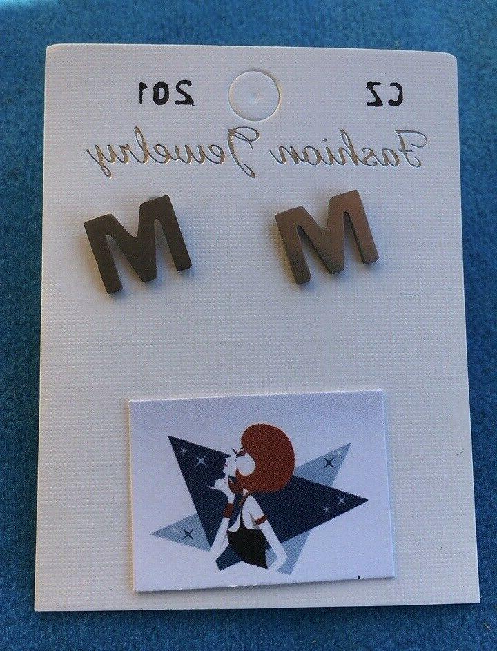 orecchini lettere m