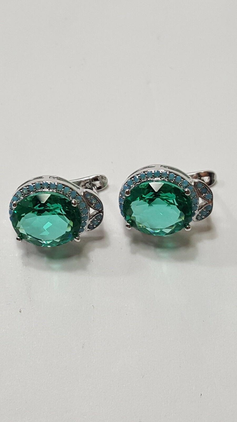 orecchini ovali pietra colorata e giro zirconi