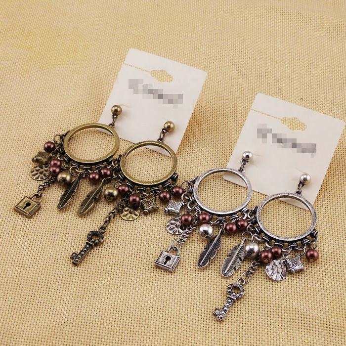 orecchini pendenti metallo d oro argento antico