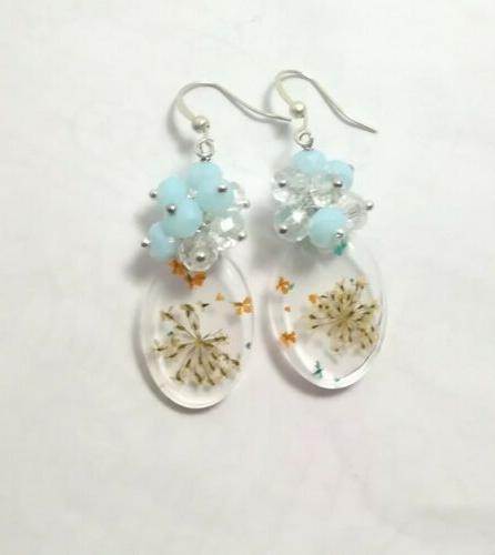 orecchini resinart resina fiori secchi celeste cristallo