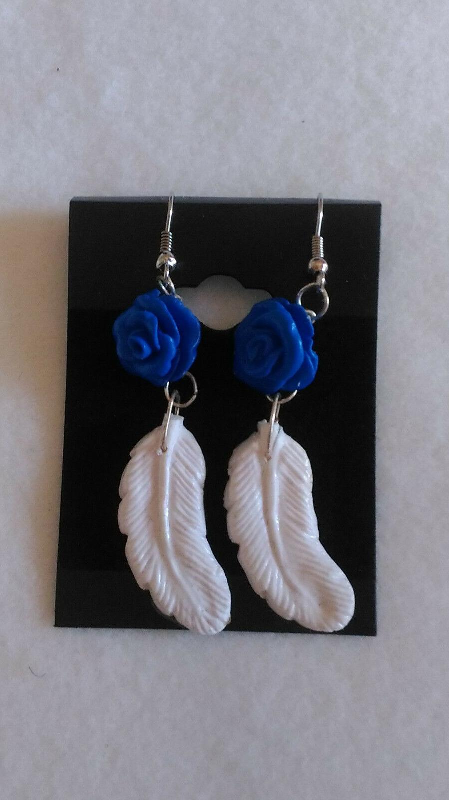 orecchini rosa blu foglia bianca produzione interamente