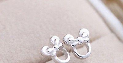 orecchini svegli eccellenti della vite prigioniera del