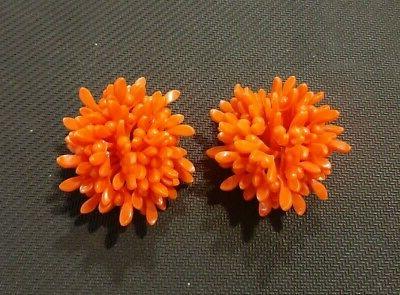 orecchini vintage di bigiotteria a clip anni