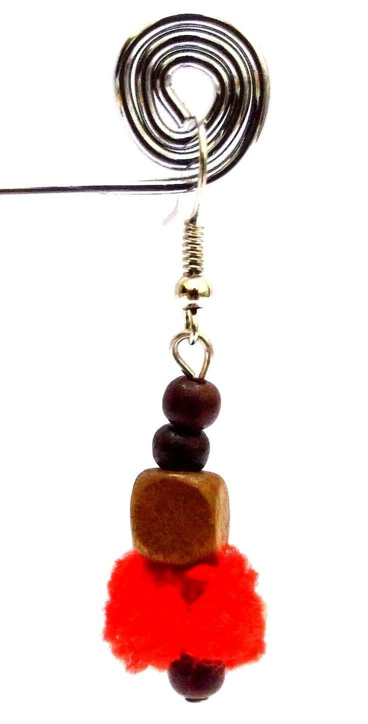piccoli artigianale pompom orecchini gioielli pendenti ganci