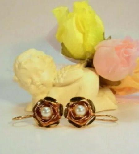 romantici orecchini rose perle dorati stile 1800