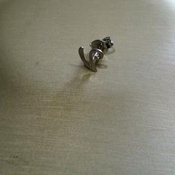 Nomissimo Mono Orecchino Lettera V Oro Bianco Lucido 18 Kt D