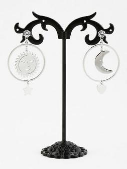 A Cerchio Sole E Luna Donna