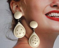 A Clip Gocce Bianche Pendenti Anni 70 Vintage J21