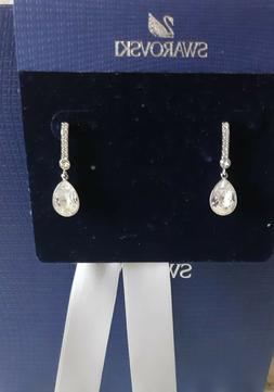 A Goccia Swarowski. Lunghezza Totale 3 Cm