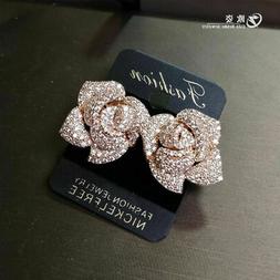 A Perno Pulci Dorato Grandi Fiore Rosa &Egrave; Oro Zirconia Cubic