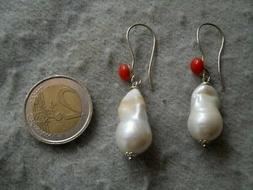 Bottoni Corallo  Della Sardegna  E Grandi Perle  Barocche   