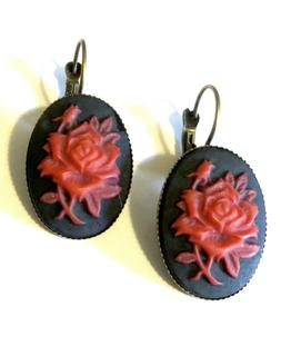 Colore Bronzo Con Cammeo Rosa Rossa