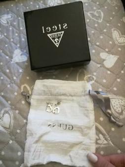 Guess Con Pendente A Cuore