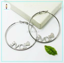 Donna A Cerchio In Acciaio Inox Luminosi Grandi Scritta Love