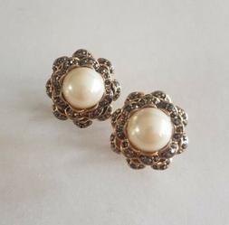 Donna Base Fiore Oro, Strass Neri E Perle Bianche