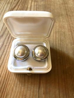 Donna Con Clip Per Lobi Non Forati - Vintage Anni '80