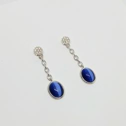 Donna In Argento Con  Cabochon Occhio Di Gatto Blu