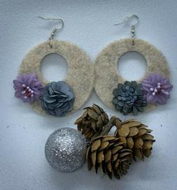 Feltro Con Fiori Di Stoffa